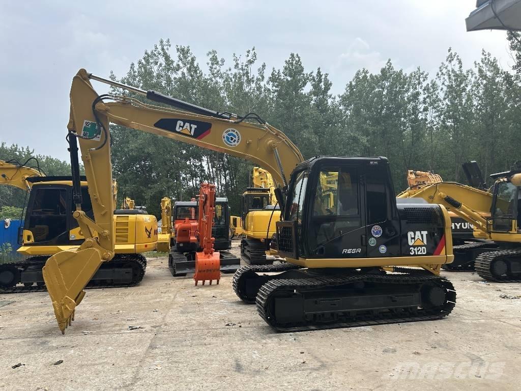 CAT 312D Lánctalpas kotrók