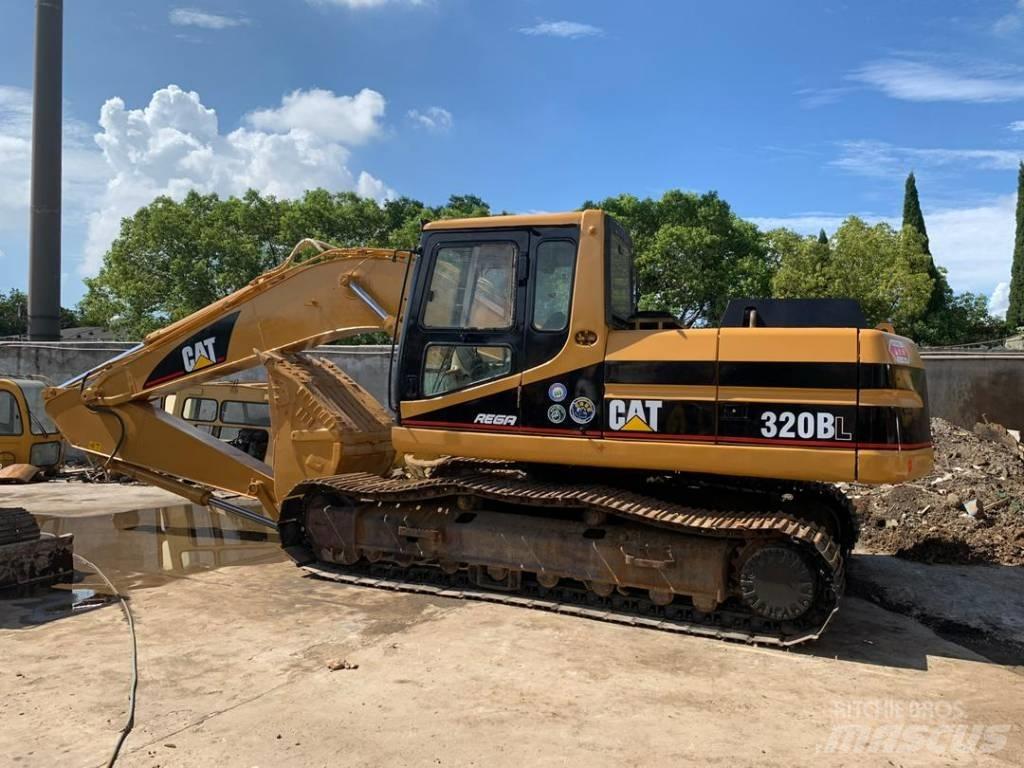 CAT 320BL Lánctalpas kotrók