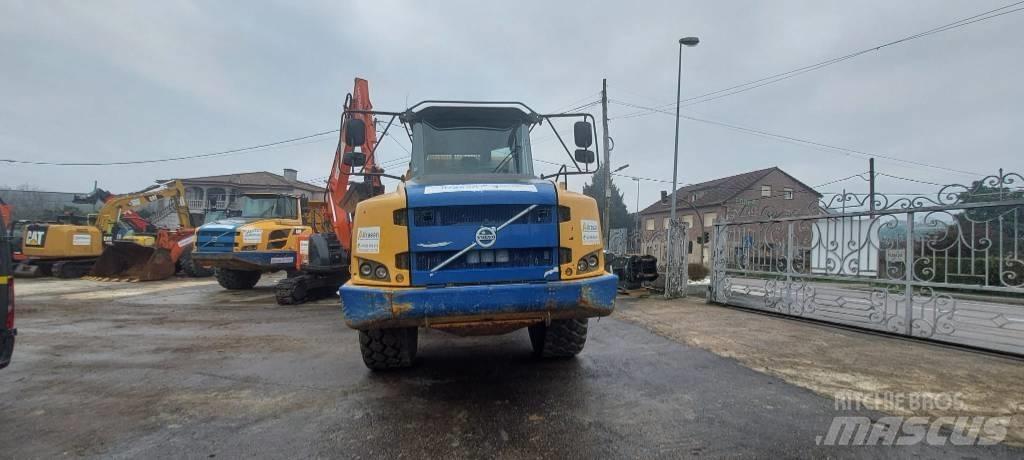 Volvo A 25 F Csuklósdömperek