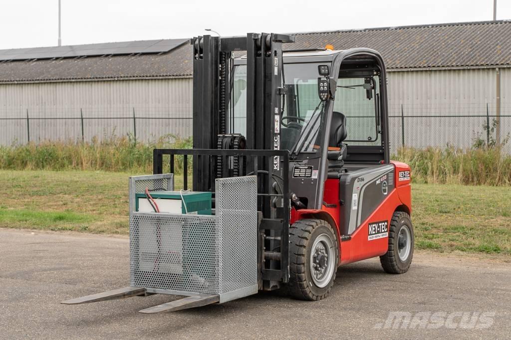 Manitou ME 450 Elektromos targoncák