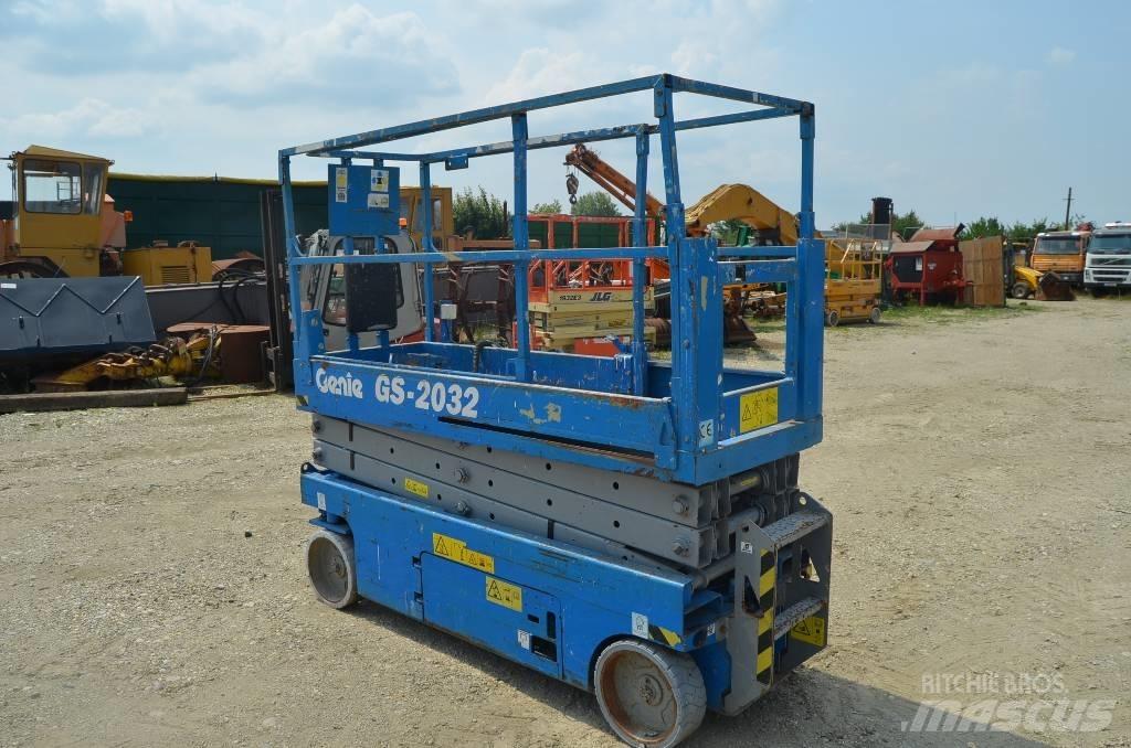 Genie GS 2032 Ollós emelők