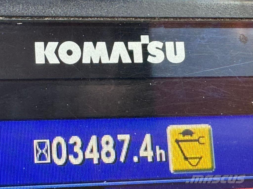 Komatsu PW180-11 Gumikerekes kotrók