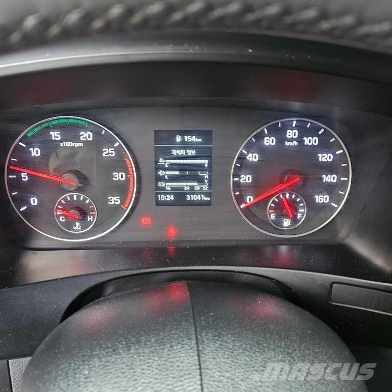 Horyong SKY320 Teherautóra szerelt emelők és állványok