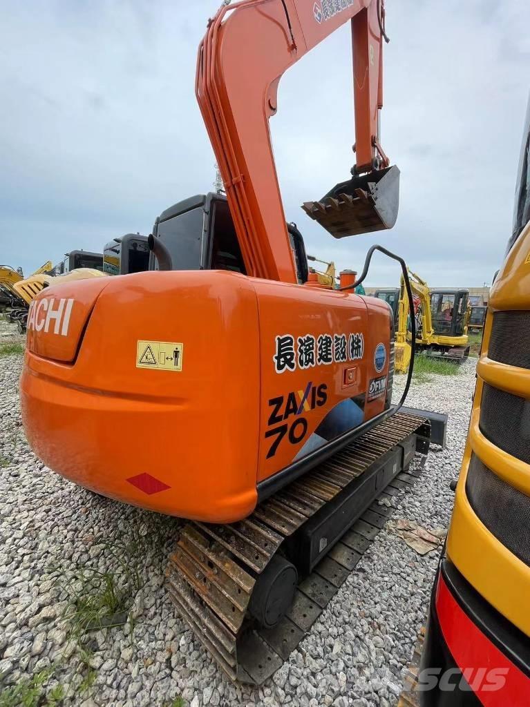 Hitachi ZX 70 Mini kotrók < 7t
