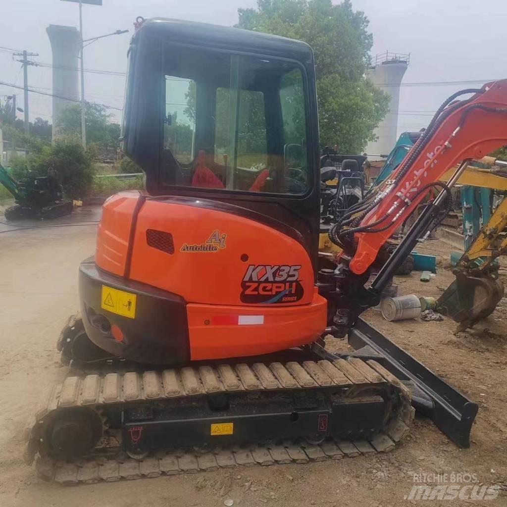 Kubota U 35 Mini kotrók < 7t