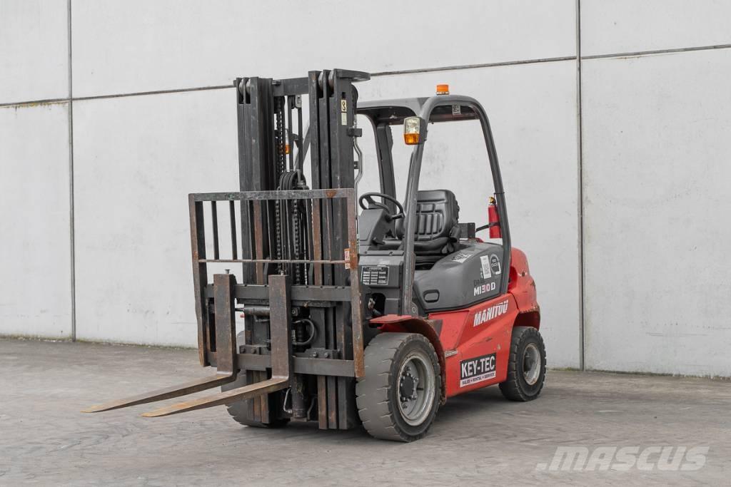 Manitou MI 30 D Dízel targoncák