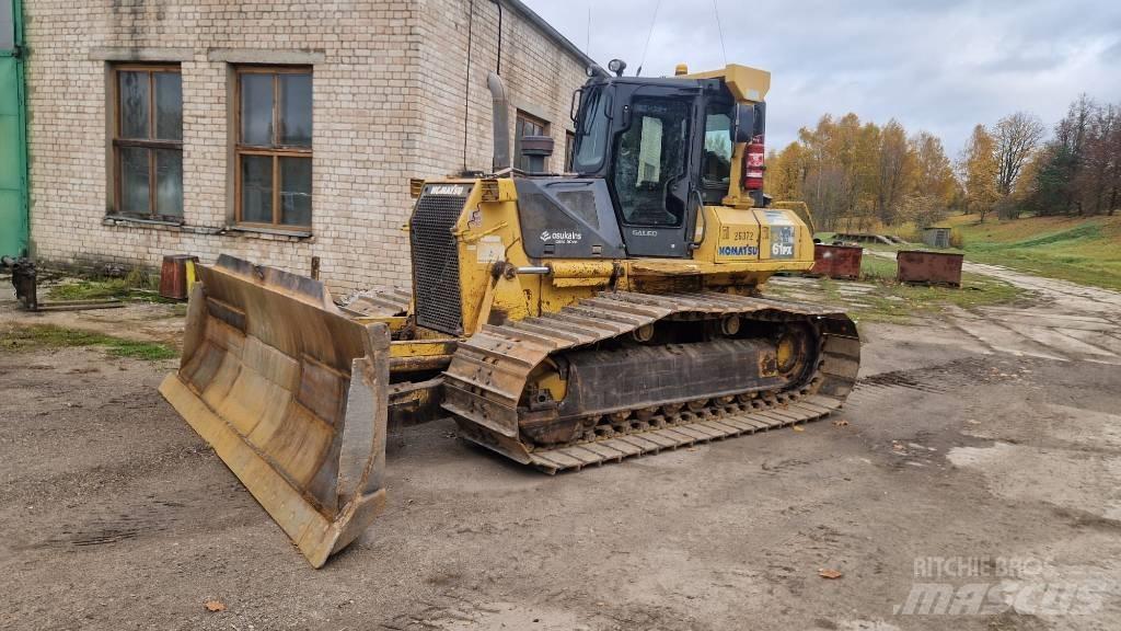 Komatsu D 61 PX-15 lánctalpas dózerek