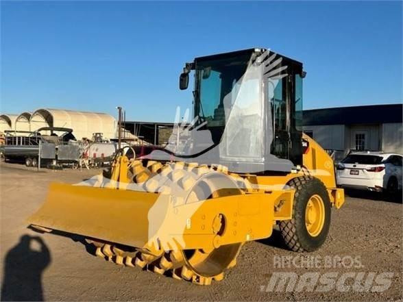 CAT CS44 Egydobos hengerek