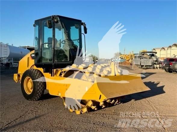 CAT CS44 Egydobos hengerek