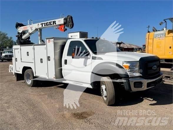 Ford F550 Építőipar - Egyebek
