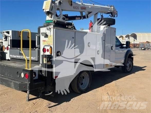 Ford F550 Építőipar - Egyebek