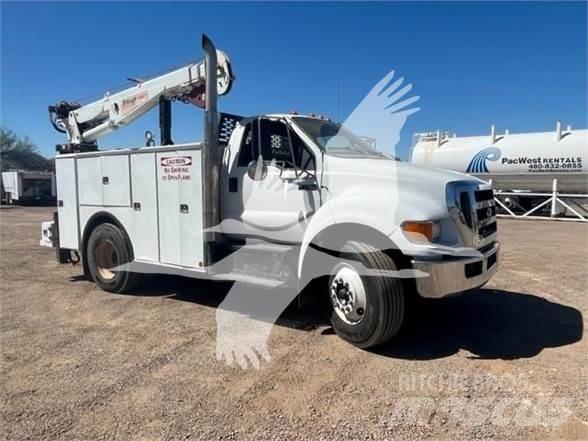 Ford F750 Építőipar - Egyebek
