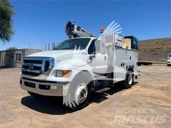 Ford F750 Építőipar - Egyebek