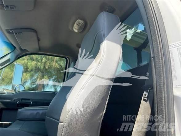 Ford F750 Építőipar - Egyebek