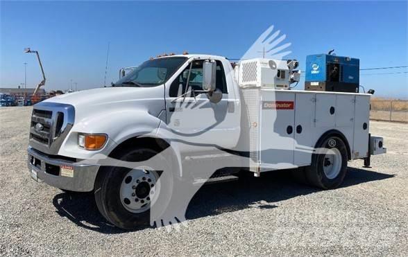 Ford F750 Építőipar - Egyebek