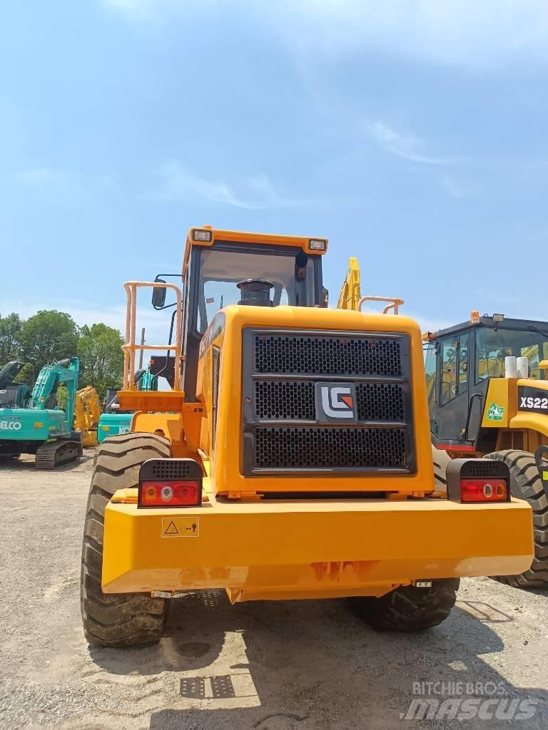 LiuGong 856 Gumikerekes homlokrakodók