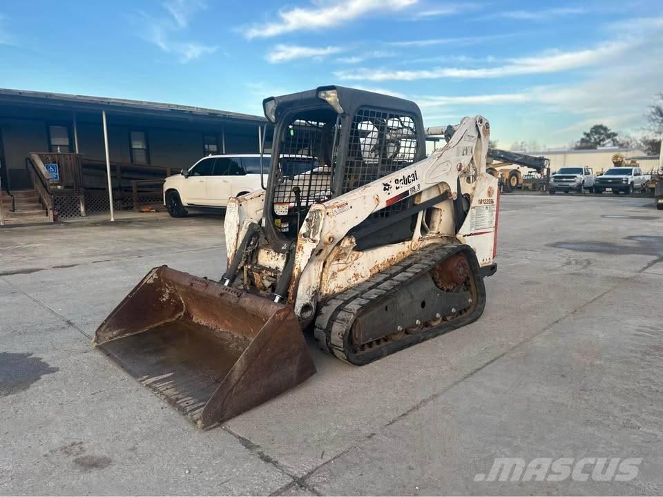 Bobcat T 590 Kompaktrakodók