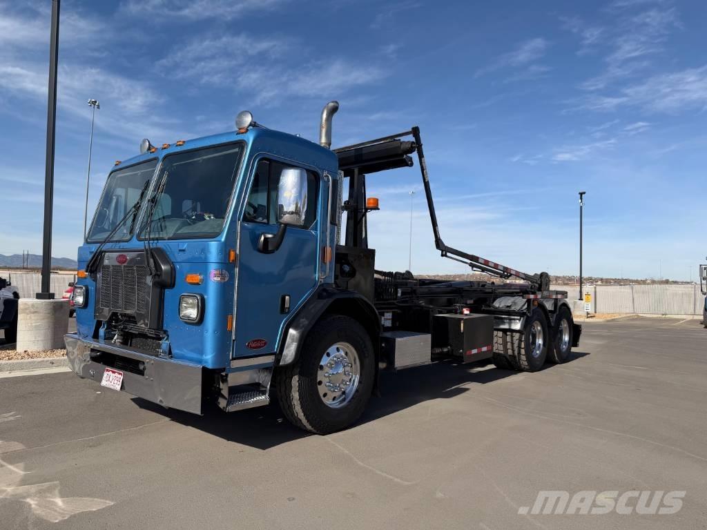 Peterbilt 320 Multifunkciós teherautók