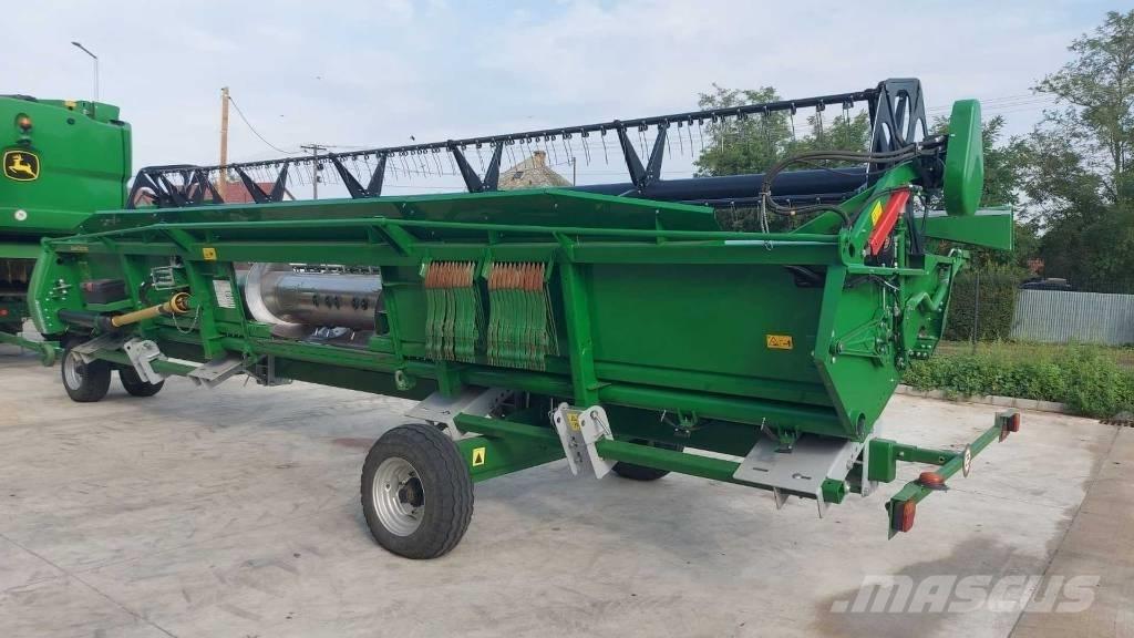 John Deere S770i Kombájnok