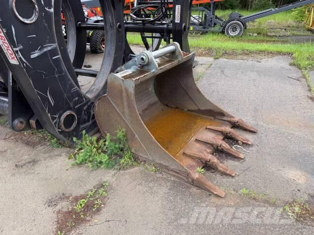 Liebherr A 916 Gumikerekes kotrók