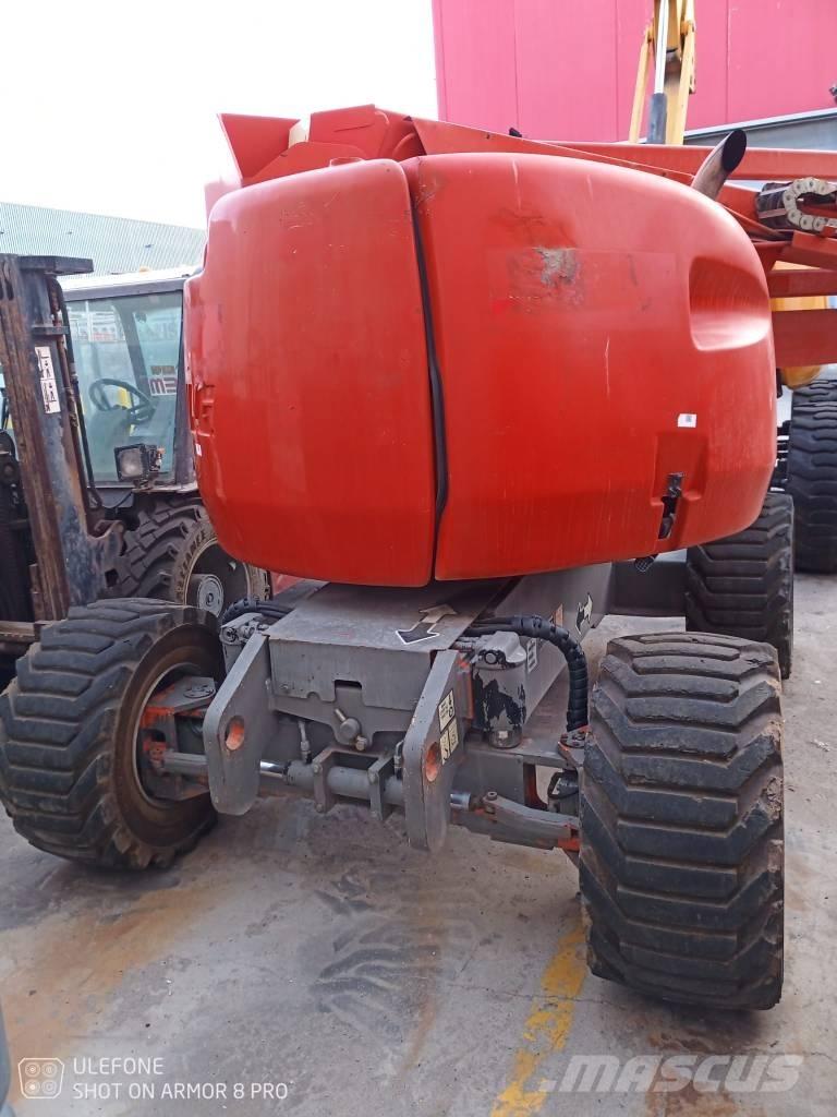 JLG 450 AJS II Karos emelők