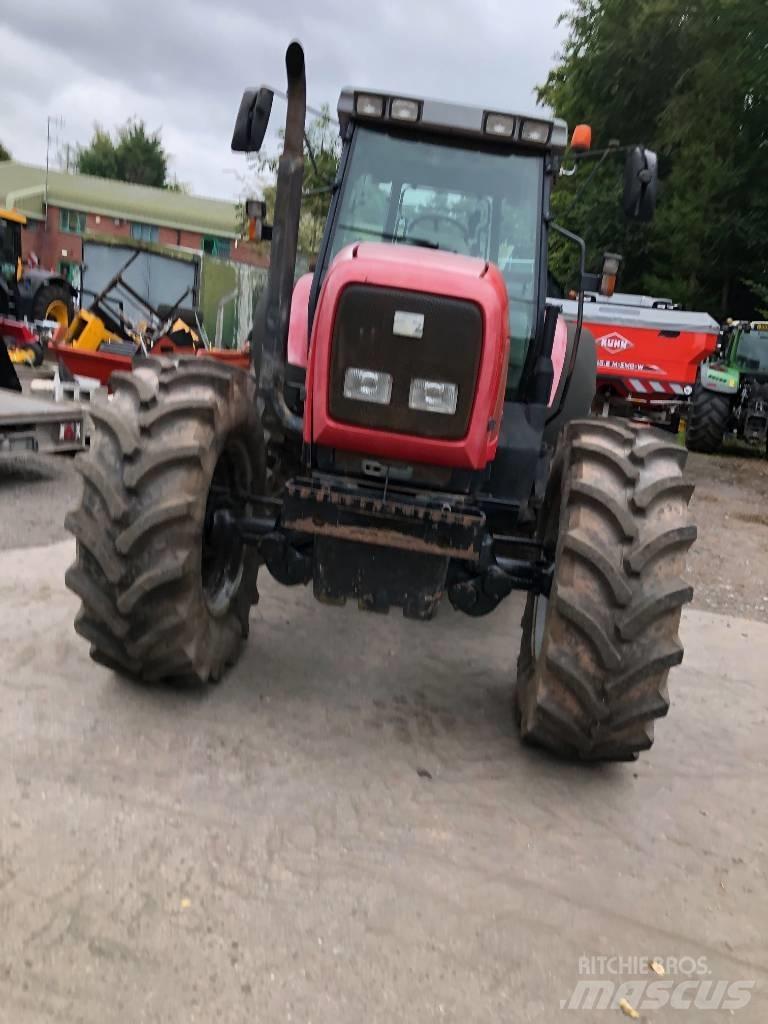 Massey Ferguson 8240 Traktorok