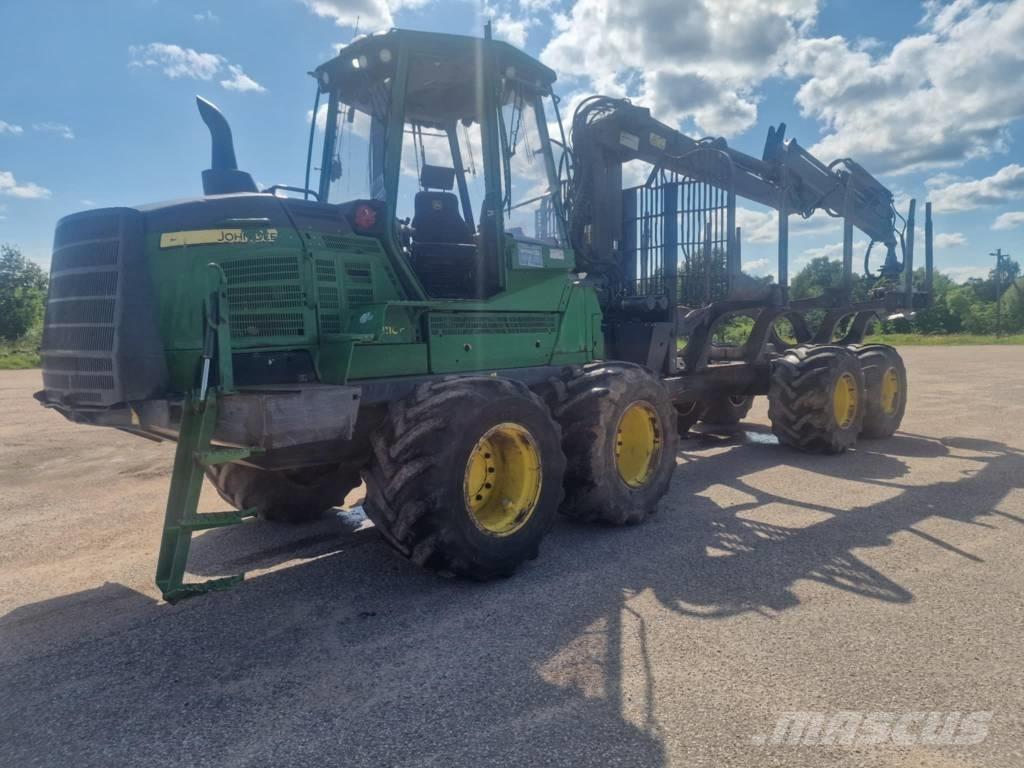 John Deere 1110G Kihordók