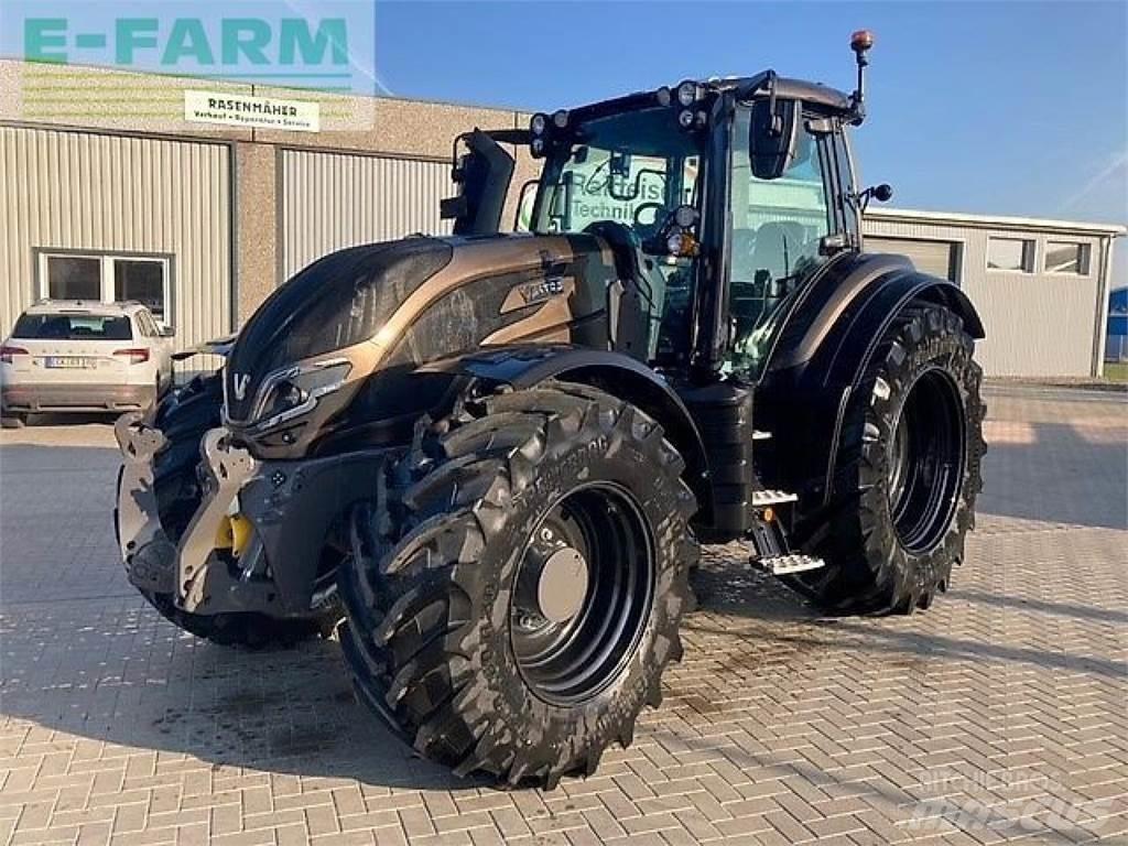 Valtra t215a Traktorok
