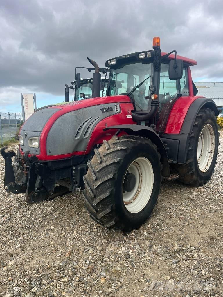 Valtra T 202 D Traktorok