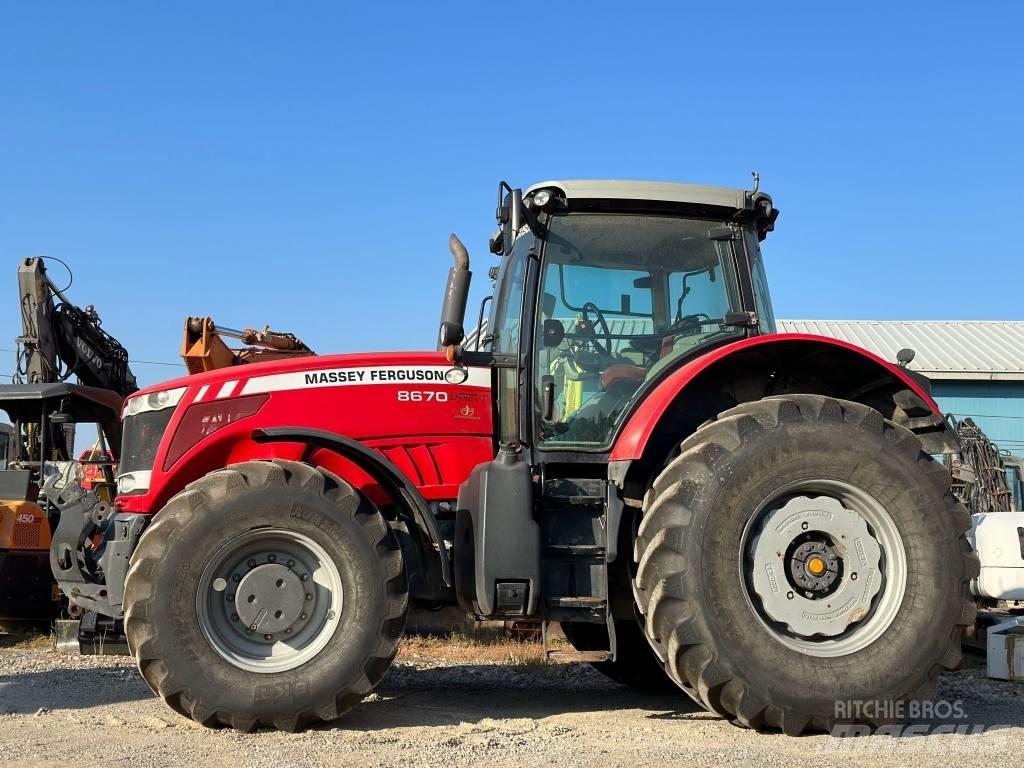 Massey Ferguson 8670 Traktorok