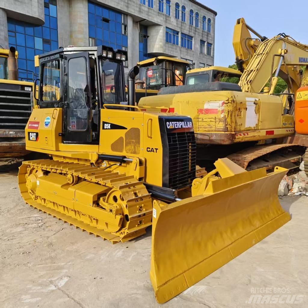 CAT D 5 K lánctalpas dózerek