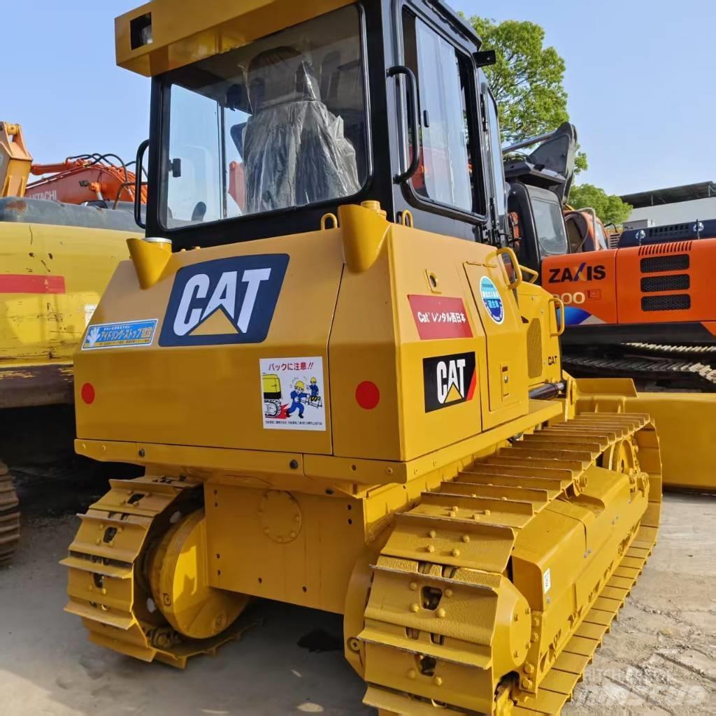 CAT D 5 K lánctalpas dózerek