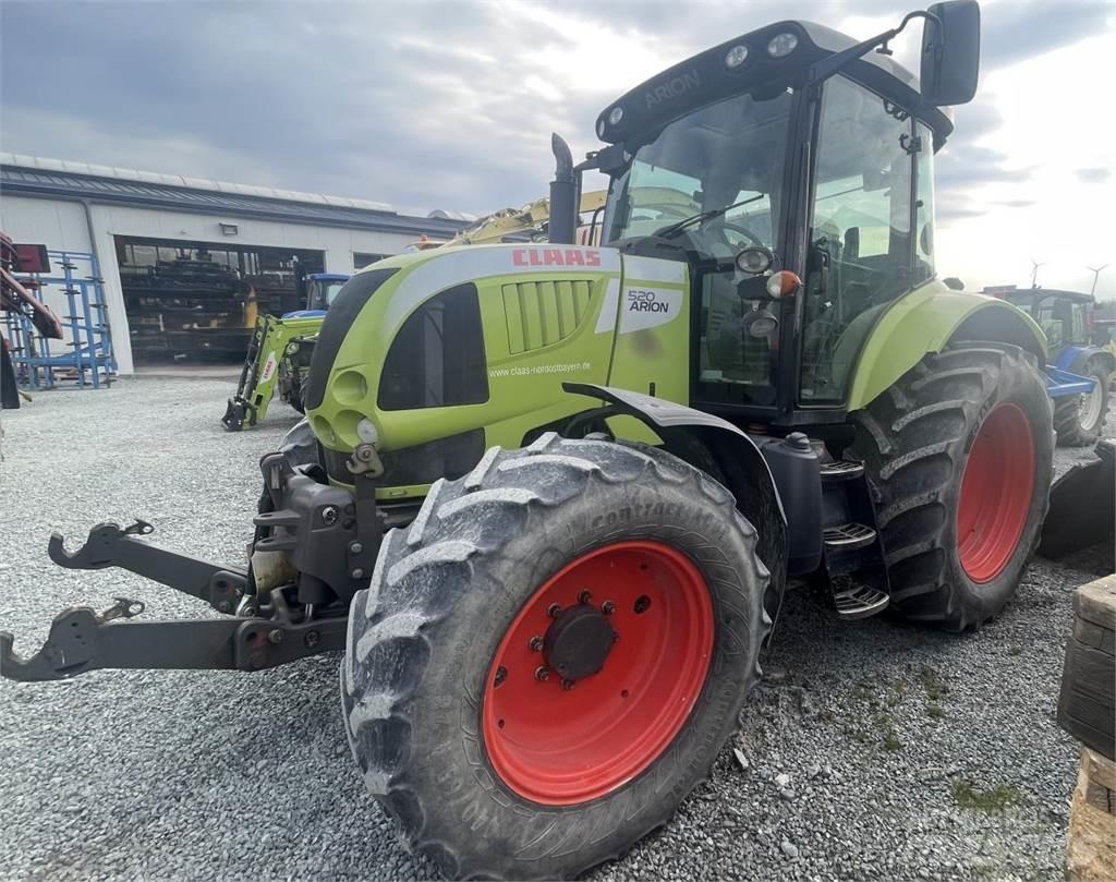 CLAAS Arion 520 Traktorok