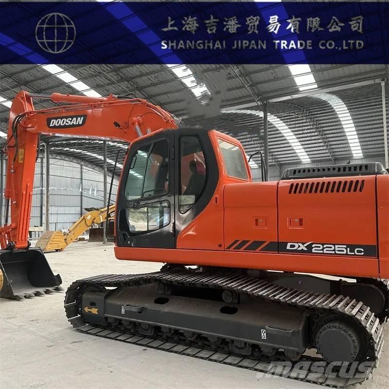 Doosan DX 225 LC SLR Lánctalpas kotrók