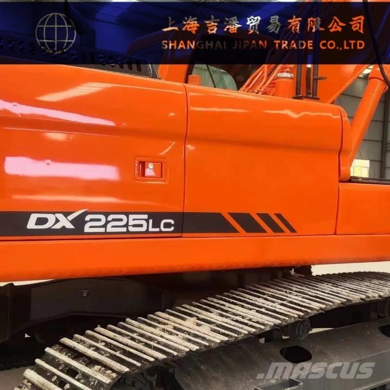 Doosan DX 225 LC SLR Lánctalpas kotrók