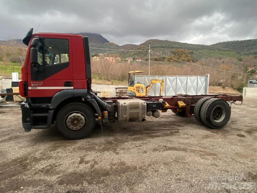 Iveco STRALIS 190S31 Járműszállítók