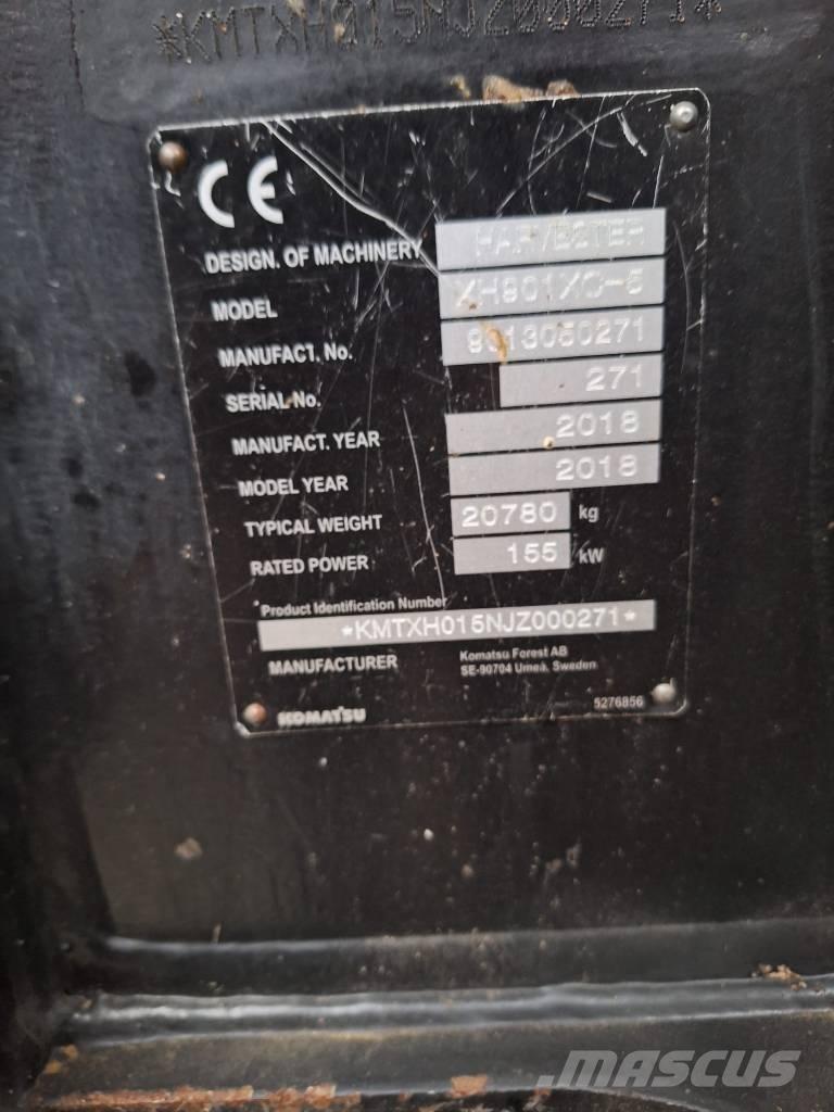 Komatsu 901 XC Betakarítók