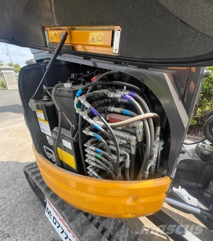 Kato HD27V4 Közepes (midi) kotrók 7 t - 12 t