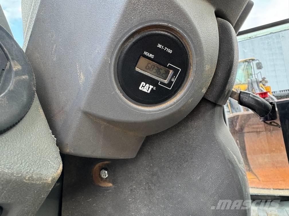 CAT CP 76 Egydobos hengerek