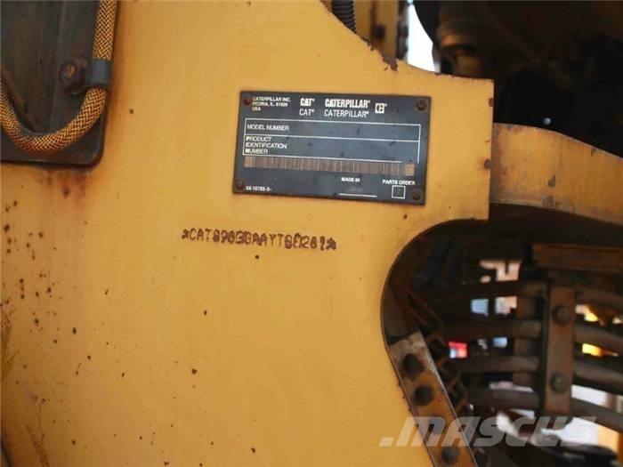 CAT 980 G Gumikerekes homlokrakodók