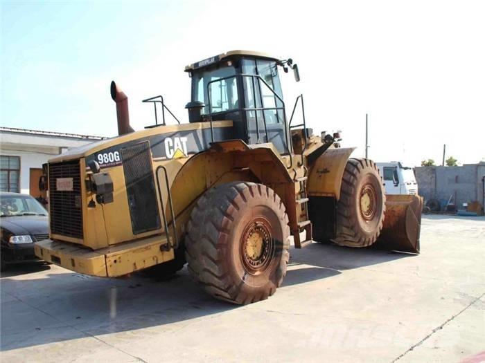 CAT 980 G Gumikerekes homlokrakodók