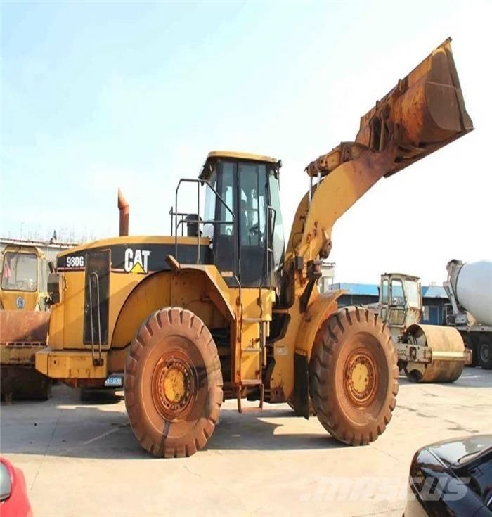 CAT 980 G Gumikerekes homlokrakodók