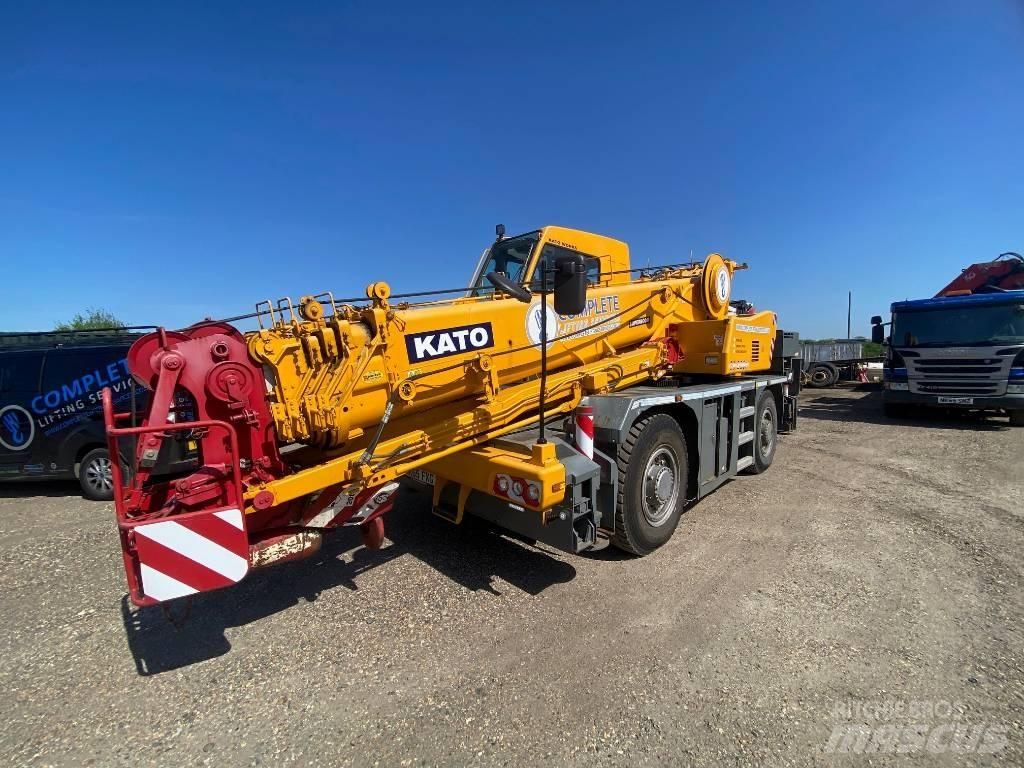 Kato CR 200 Ri Terepdaruk