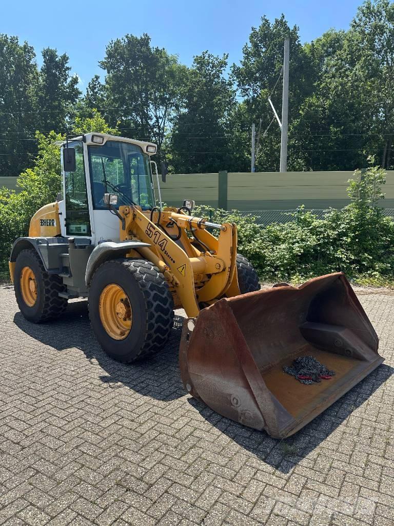 Liebherr L 514 Gumikerekes homlokrakodók