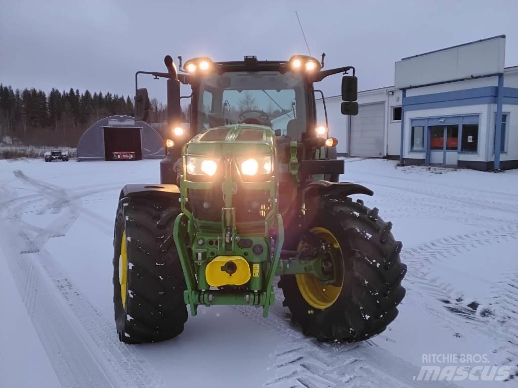John Deere 6155 R Traktorok