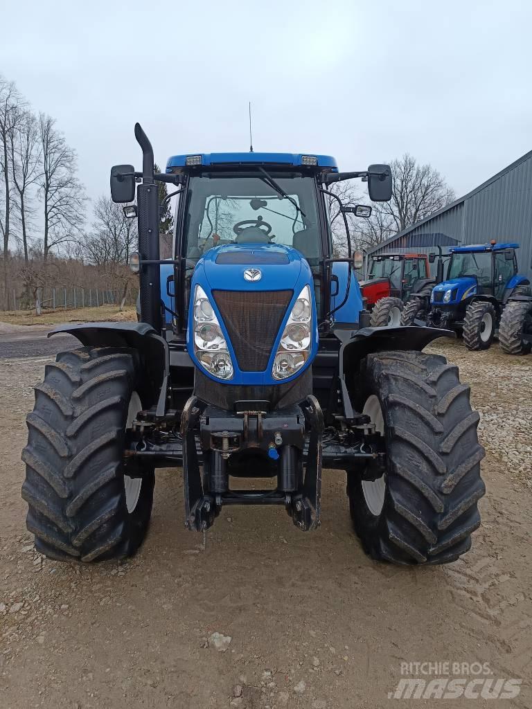 New Holland T7040 Traktorok