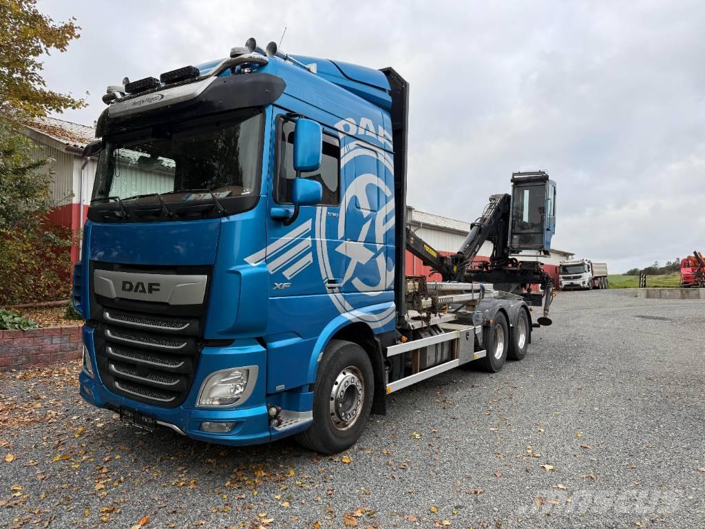 DAF XF 530 6x4 erdészeti gépszállító teherautók