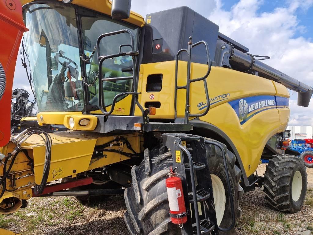 New Holland CX 8070 Kombájnok