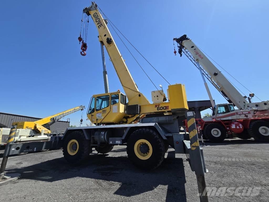 Grove RT 600 E Mobil daruk