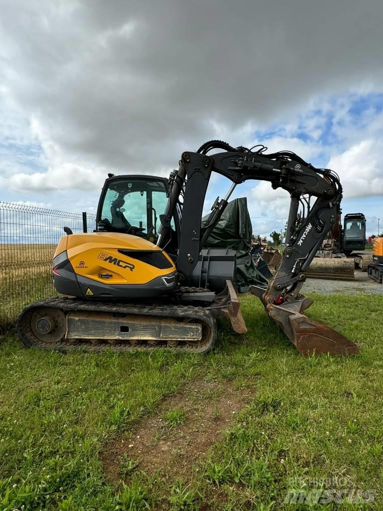Mecalac 8 M CR Közepes (midi) kotrók 7 t - 12 t